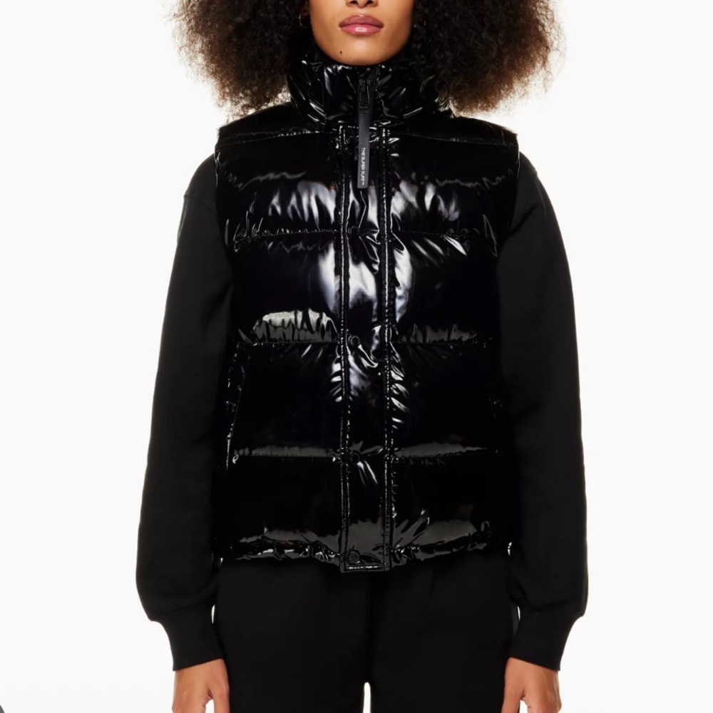 Aritzia Shiny Black Puffer Vest
